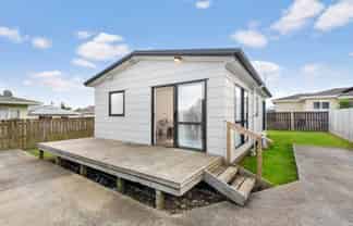58A Maplesden Drive, Clendon Park