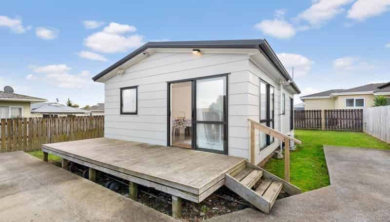 58A Maplesden Drive, Clendon Park