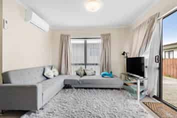 58A Maplesden Drive, Clendon Park