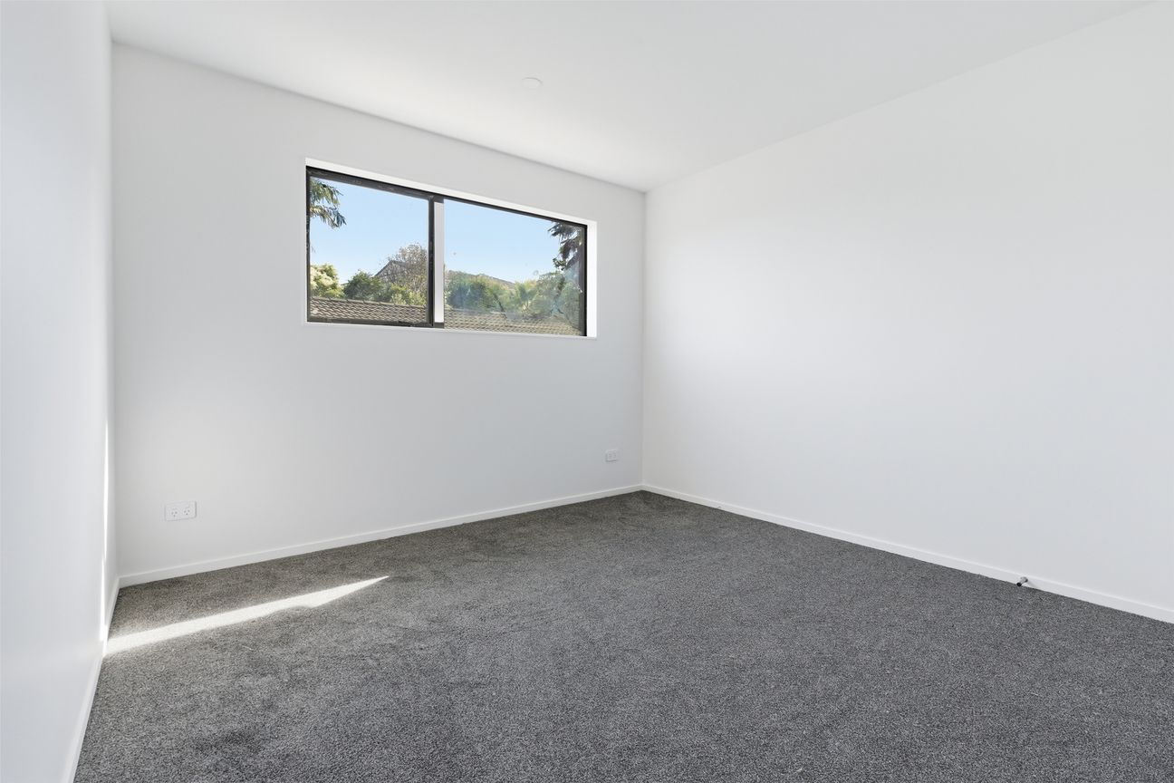 Brand New Freehold Townhouse in Central Glenfield - Więcej