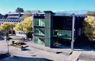 Whole commercial building - flexible options
