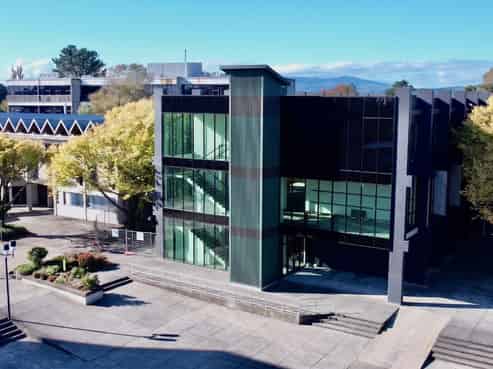 Whole commercial building - flexible options