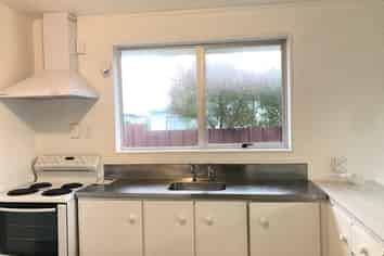17A Leslie Place, Deanwell