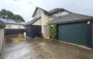 15A Puriri Street, Woburn