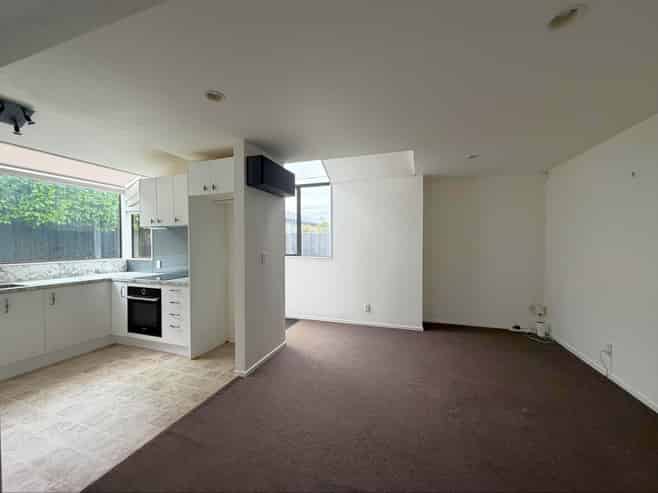 15A Puriri Street, Woburn