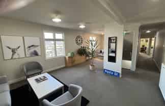 Affordable office with premium presence