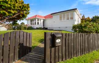 2 Mexted Crescent, Ranui