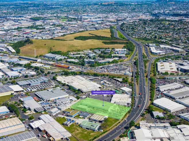 High-Profile 11,000sqm Hardstand Yard