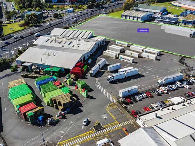 High-Profile 11,000sqm Hardstand Yard