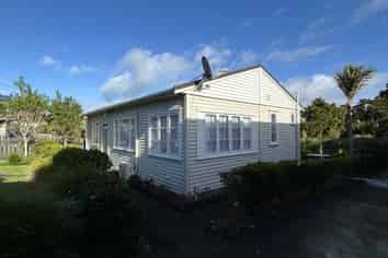 169 Hurndall Street , Maungaturoto