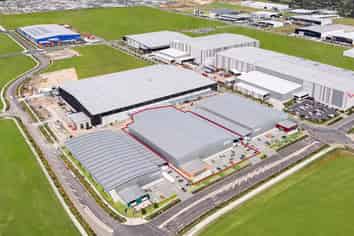 Drury industrial with drive-through access