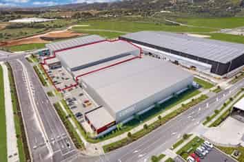 Drury industrial with drive-through access