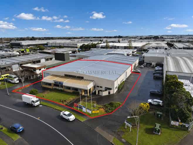 1,502sqm High Stud Warehouse + Mezzanine