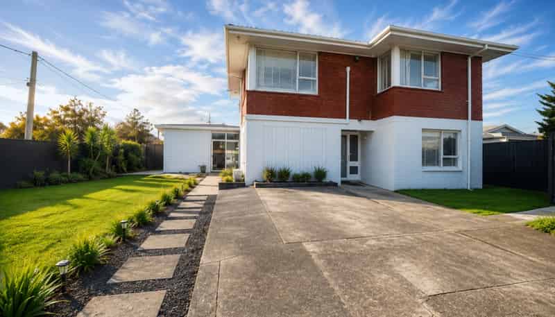 76B Lake Road, Devonport