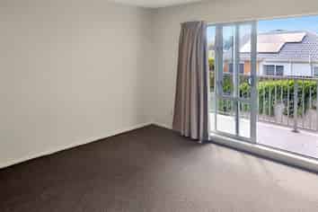 2T/3 Keystone Avenue, Mount Roskill