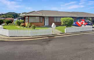 10  Wordsworth Place, Kensington