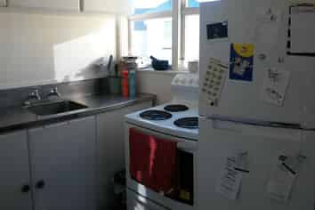 Flat 1/218 Rintoul Street, Berhampore