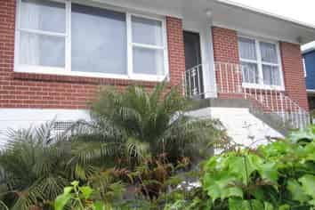 2/11 Jutland Street, Mairangi Bay