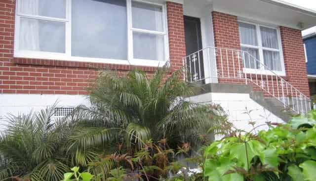 2/11 Jutland Street, Mairangi Bay