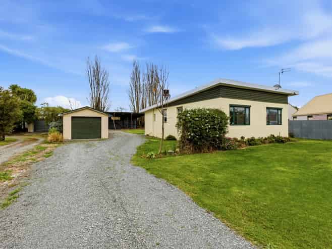 12 Spring Place, Leeston