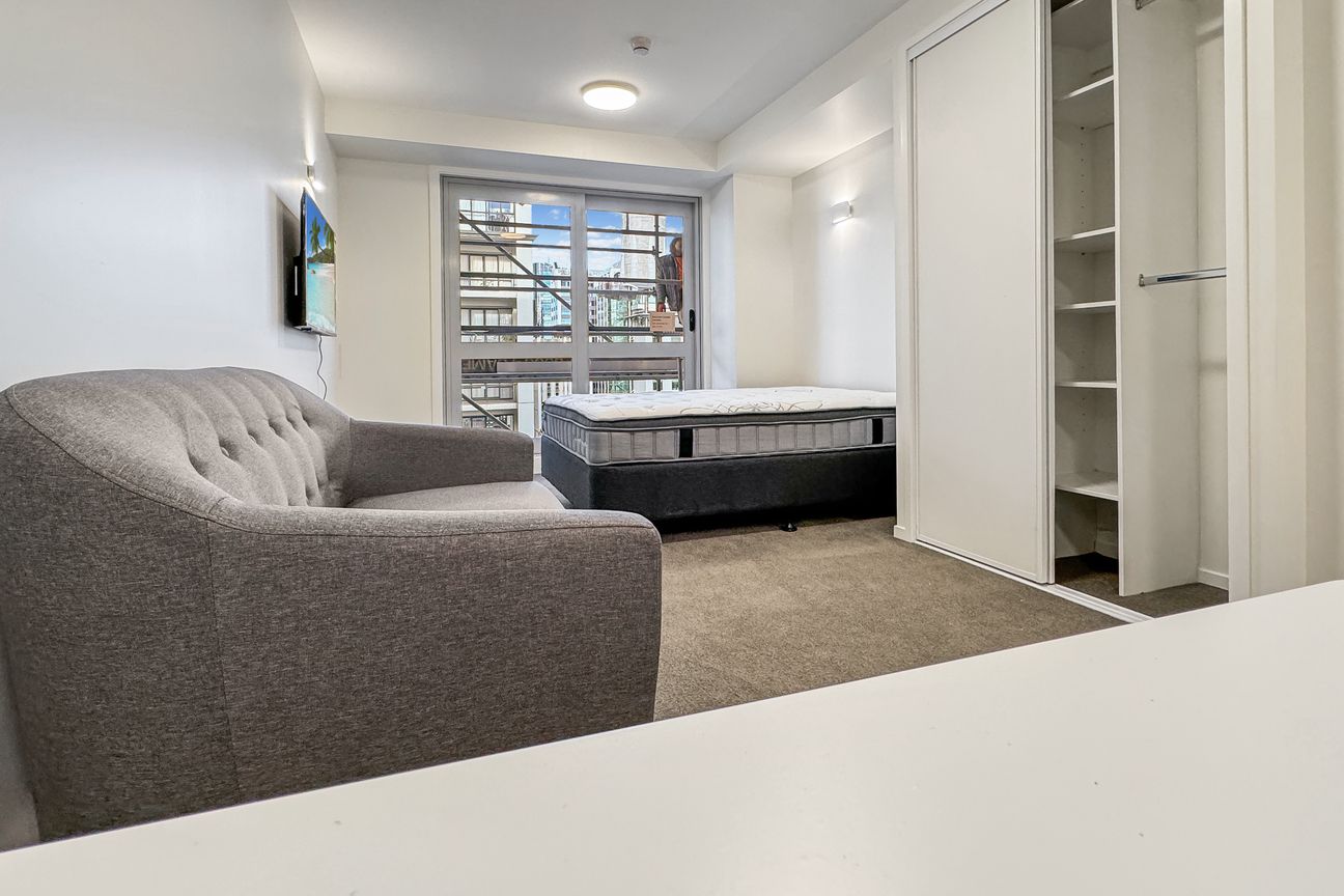 Vibrant Studio Haven in Iconic Victopia - Prime Central Living at Its Best! - Widok 3