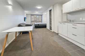 10B/135 Victoria Street West, Auckland Central