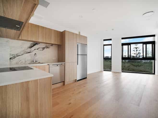 410/48 Esmonde Road, Takapuna