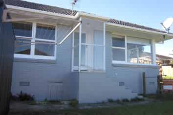 27B Montgomery Avenue, Belmont