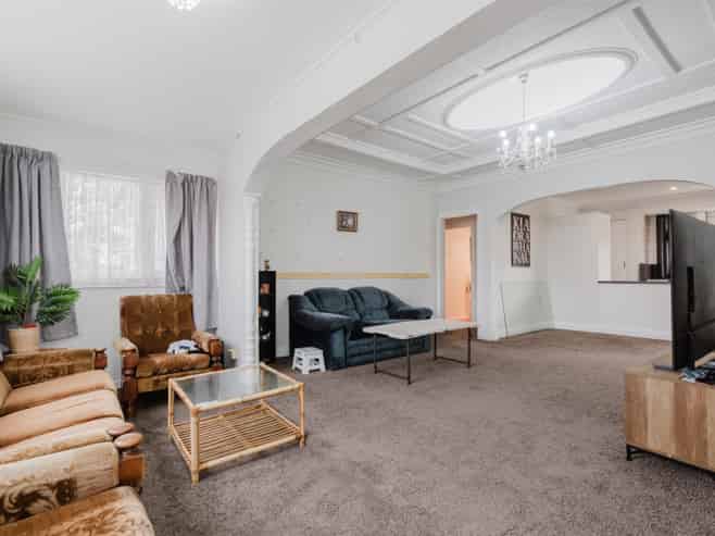 1 Wilson Street, Hamilton East