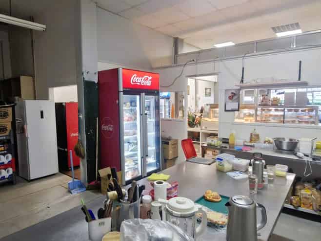 Main Street investment with established income