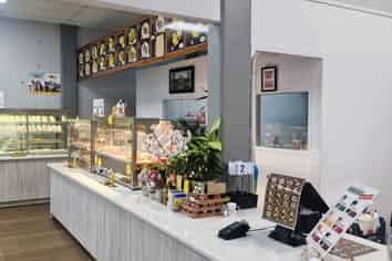 Main Street investment with established income