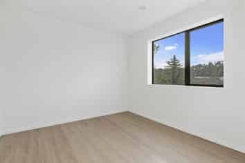 3/2 Blanc Road, Silverdale