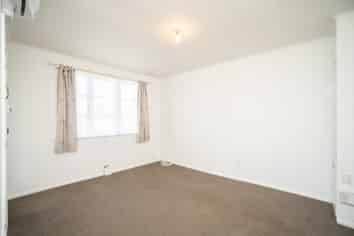 2/58 Weld Street, Feilding