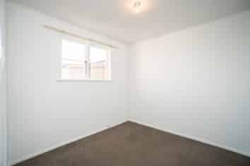 2/58 Weld Street, Feilding