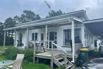631a State Highway 16, Kumeu