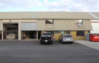 265 sqm Industrial unit