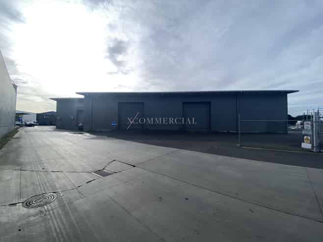 1,486 Prime Exposure on Neilson Street + Yard