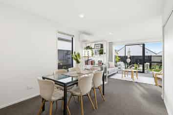 15 Stead Lane, Heathcote Valley