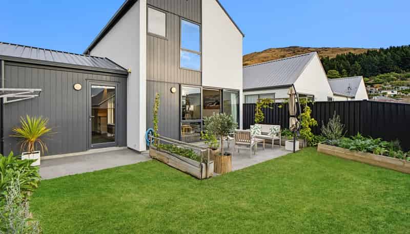 15 Stead Lane, Heathcote Valley