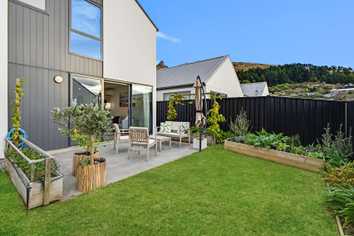 15 Stead Lane, Heathcote Valley