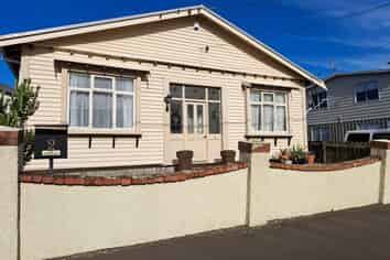 2 Heretaunga Street, Petone