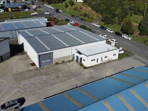 Pristine Porirua Warehouse - Options Available