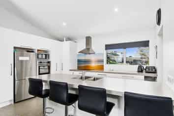 1321B Papamoa Beach Road, Papamoa Beach