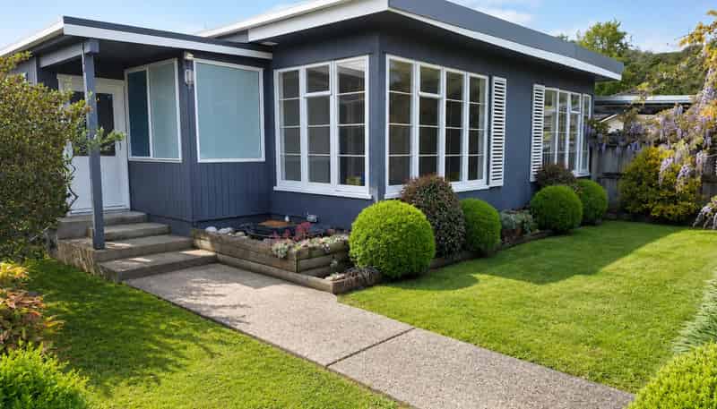 31 Heretaunga Square , Silverstream