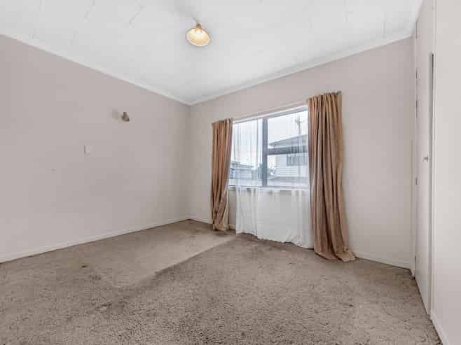 16A Lane Road, Weymouth