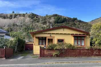 37 Seymour Avenue, The Brook