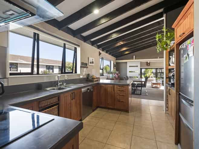 2 Mansell Crescent, Bulls