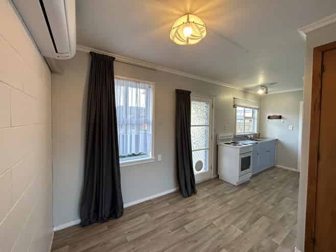 5/42 Egmont Street, Hawera
