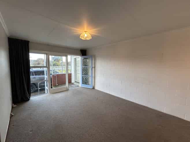 5/42 Egmont Street, Hawera