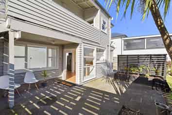 1/137 Crummer Road, Grey Lynn